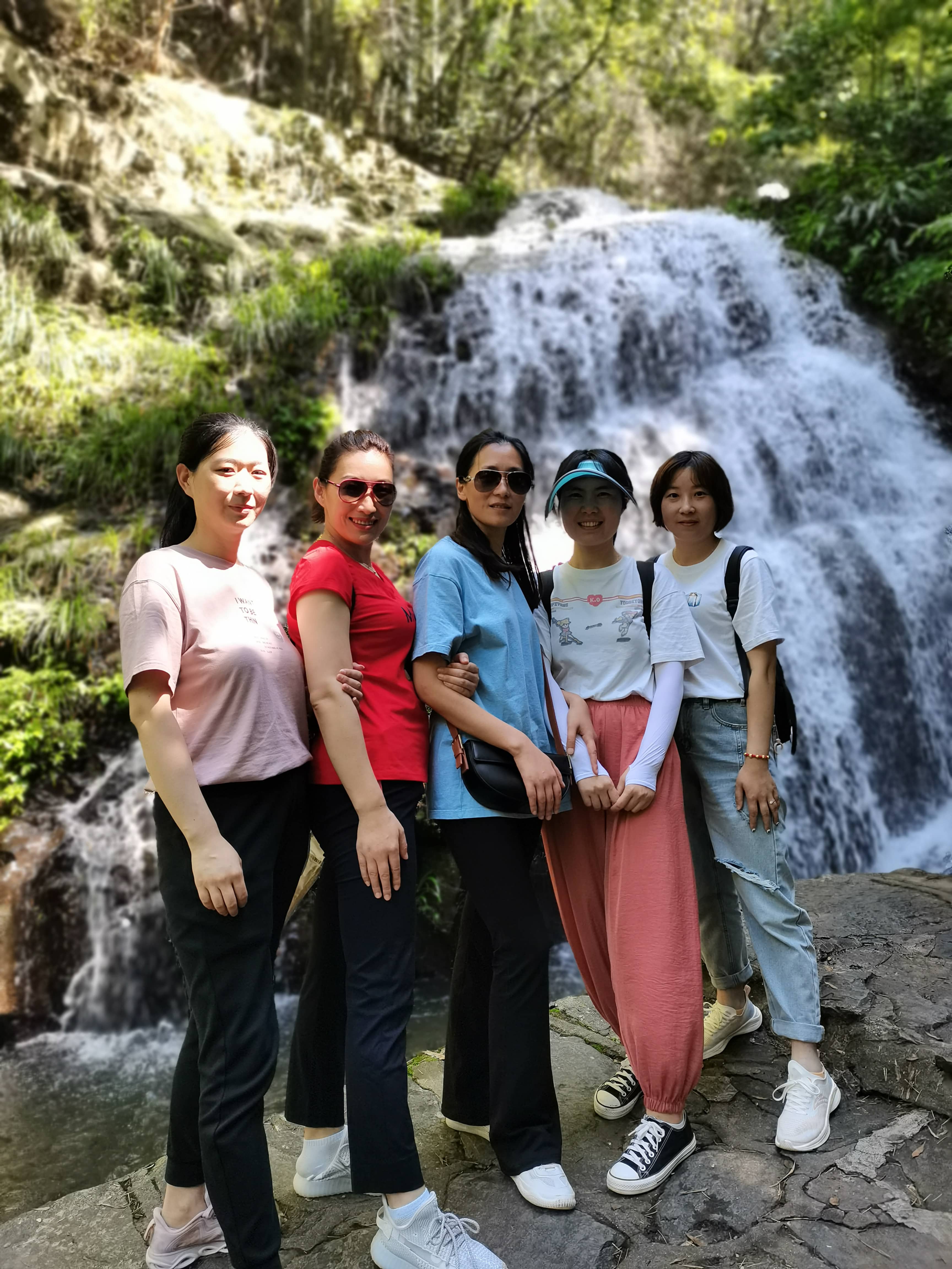 湘能楚天-浏阳周洛大峡谷团建活动