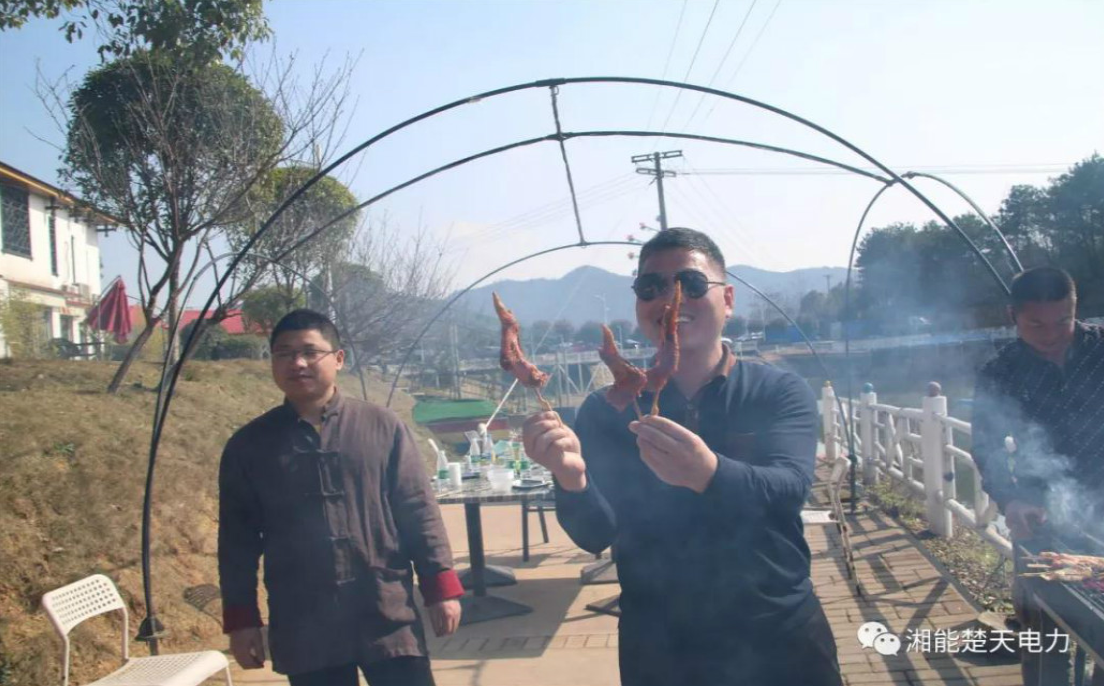 湘能楚天-出游烧烤喷喷的鸡翅